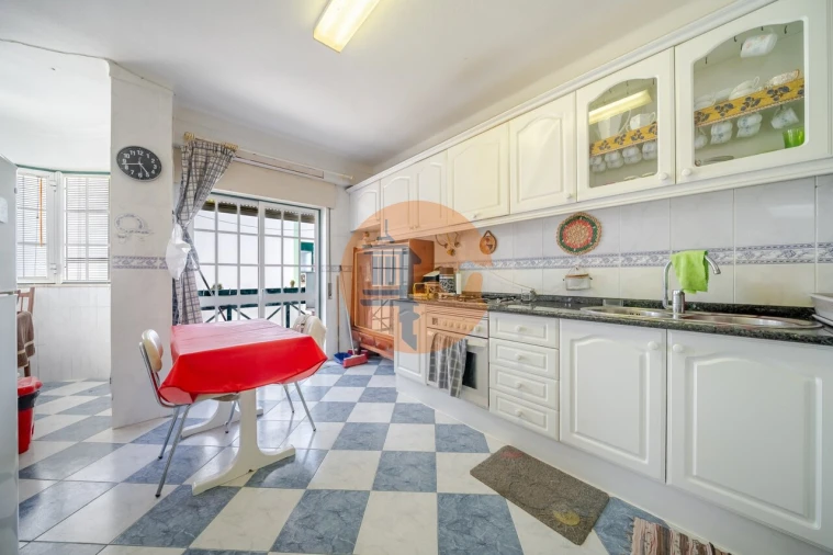 Apartamento T3 para Venda em Vila Real de Santo Antonio Foto 2