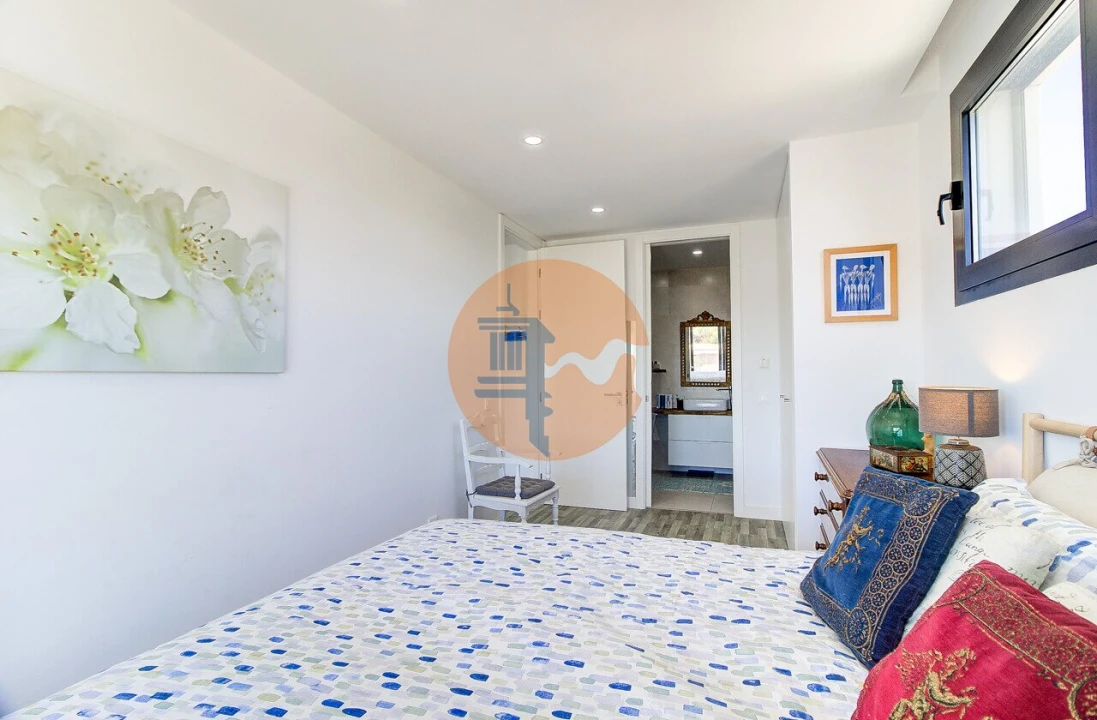 Apartamento T2 para Venda em Conceição e Cabanas de Tavira Foto 17