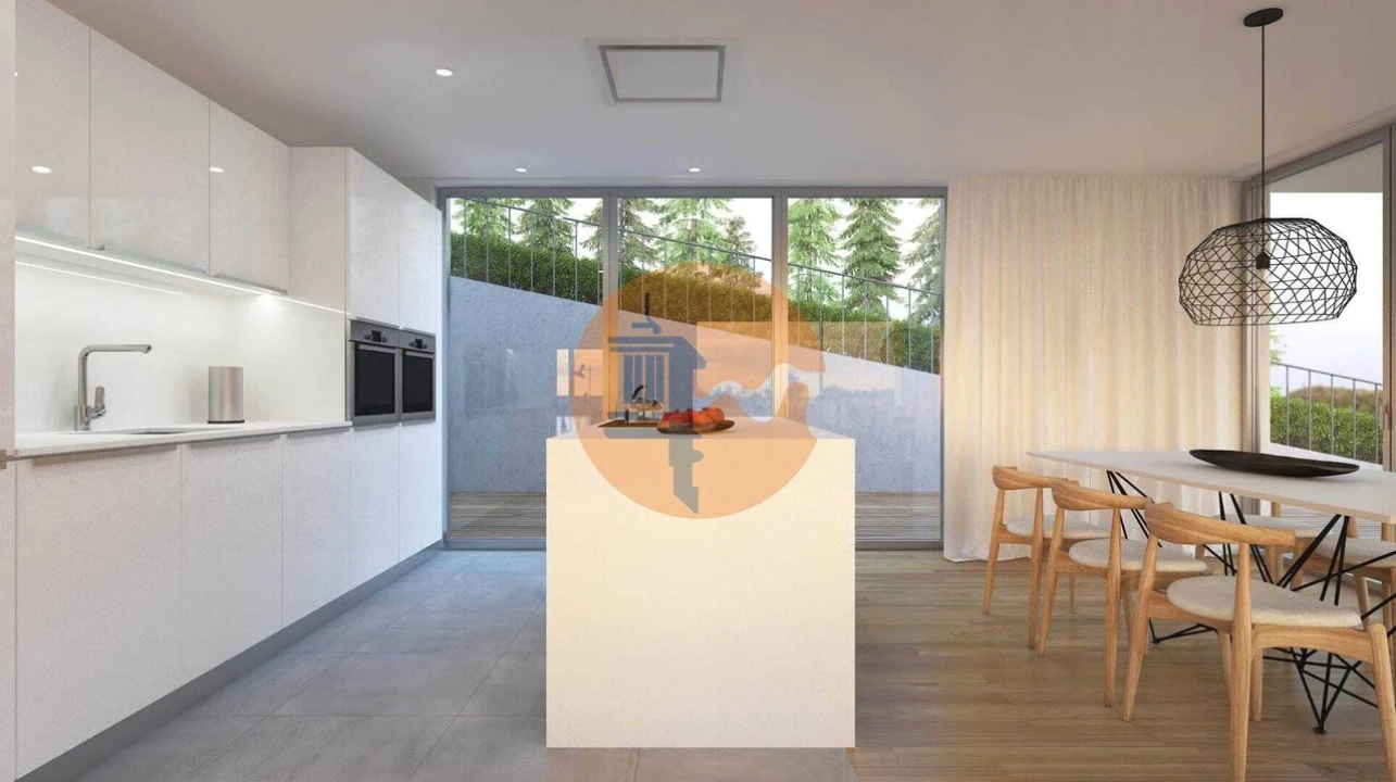 Apartamento T2 para Venda em Faro (Sé e São Pedro) Foto 1