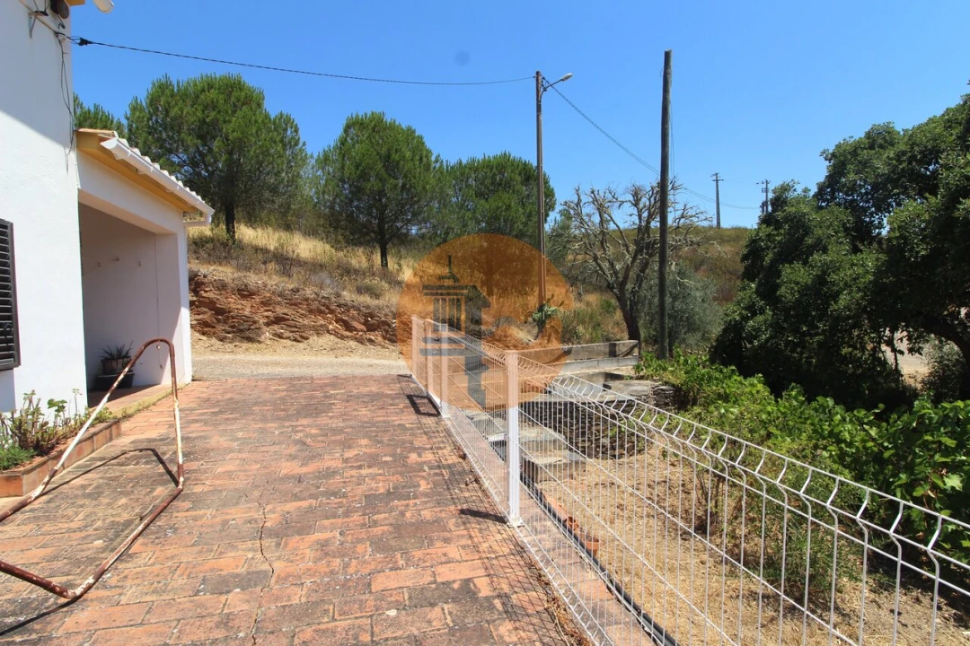 Moradia T3 para Venda em Cachopo Foto 17