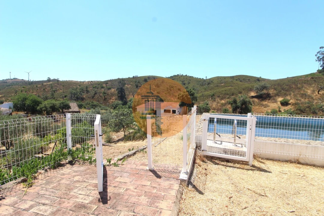 Moradia T3 para Venda em Cachopo Foto 16