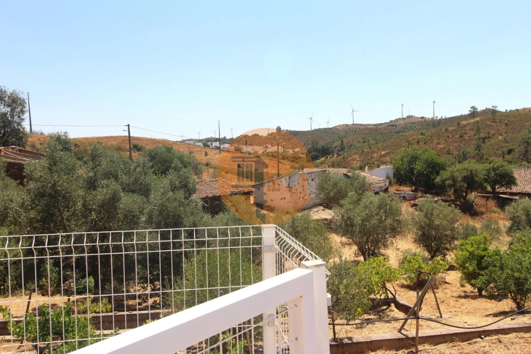 Moradia T3 para Venda em Cachopo Foto 24