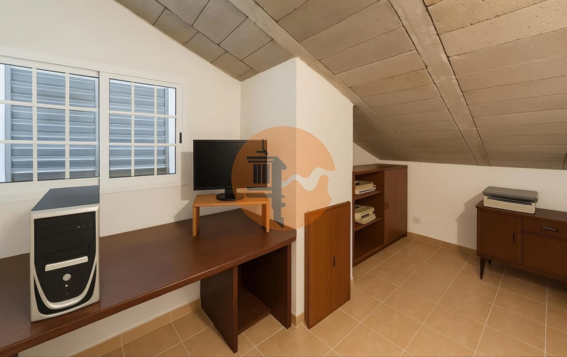 Moradia T3 para Venda em Cachopo Foto 11