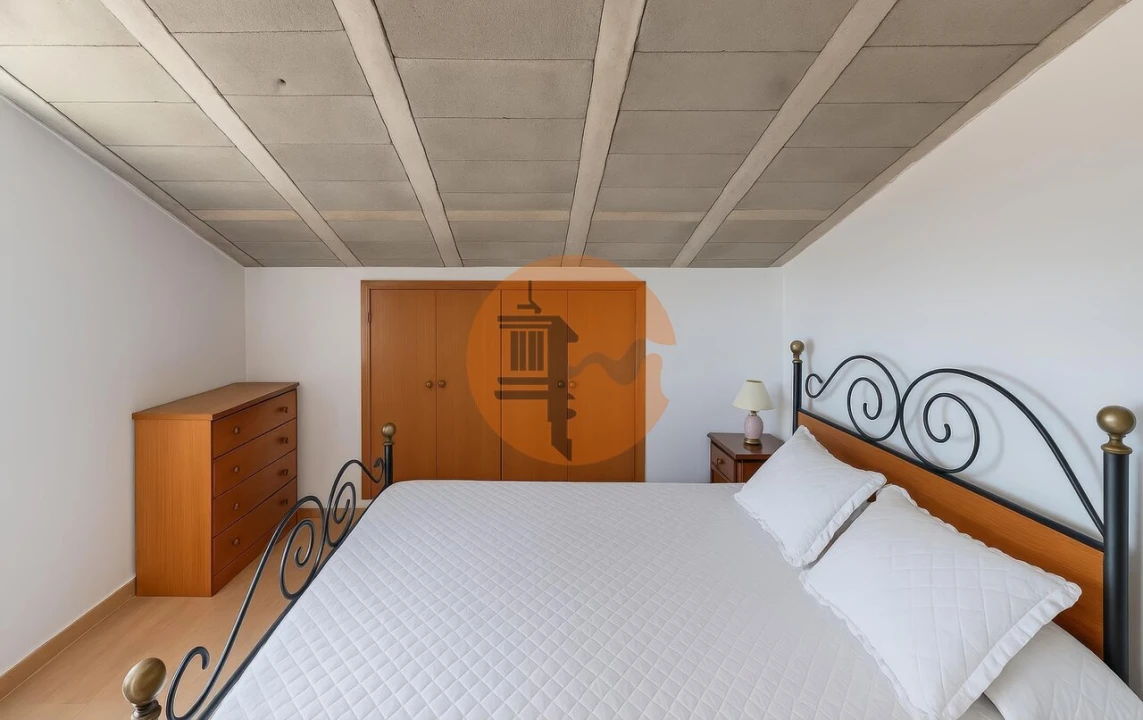 Moradia T3 para Venda em Cachopo Foto 13