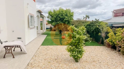 Moradia T3 para Venda em Castro Marim