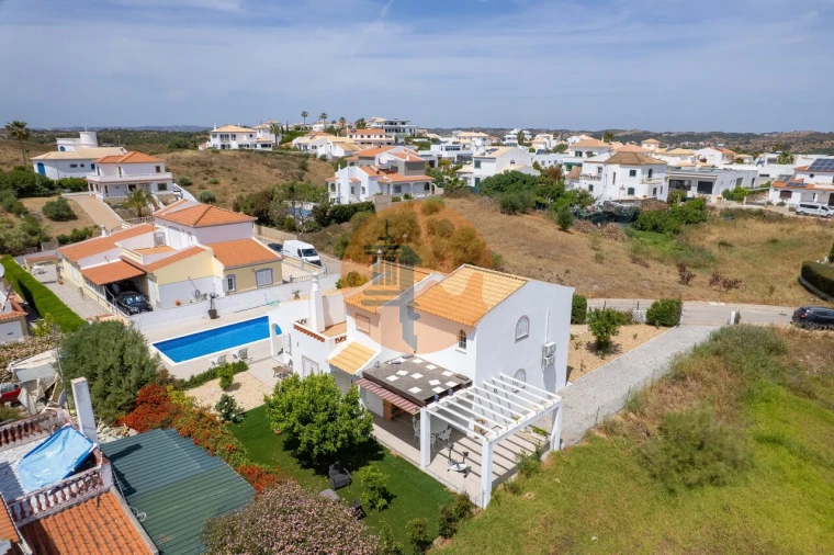 Moradia T3 para Venda em Castro Marim Foto 12