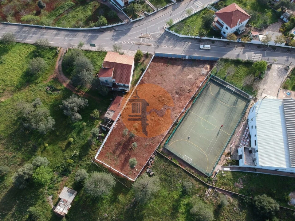 Terreno para Venda em Querença, Tôr e Benafim Foto 3