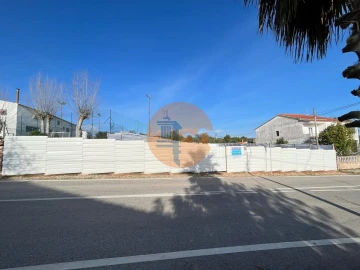 Terreno para Venda em Querença, Tôr e Benafim