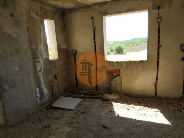 Moradia T6 para Venda em Alcoutim e Pereiro