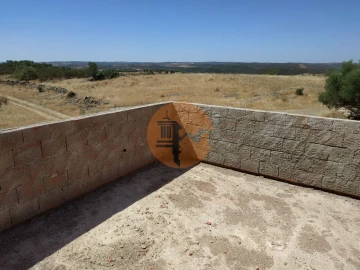 Moradia T6 para Venda em Alcoutim e Pereiro