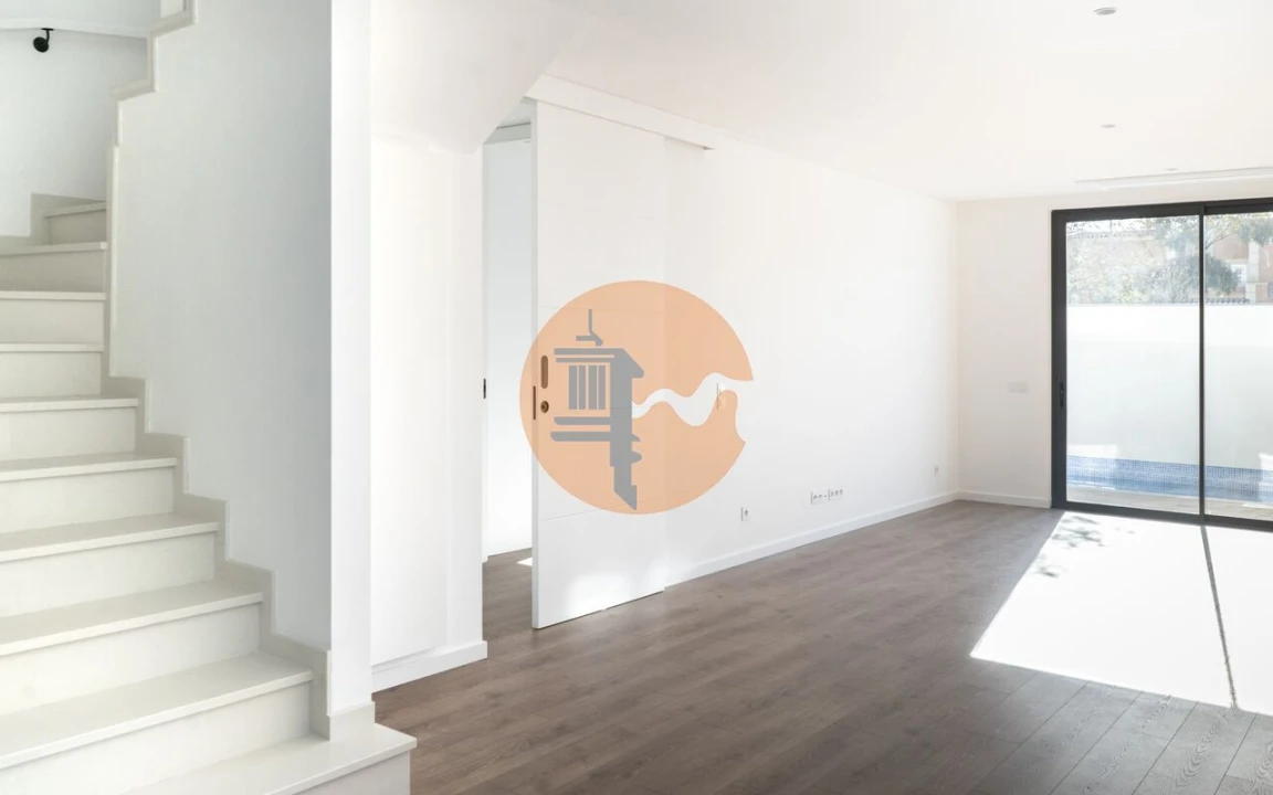 Moradia T3 para Venda em Moncarapacho e Fuseta Foto 7