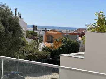 Moradia T3 para Venda em Moncarapacho e Fuseta