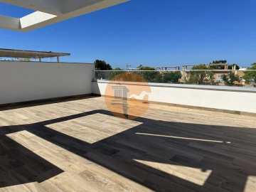 Moradia T3 para Venda em Moncarapacho e Fuseta
