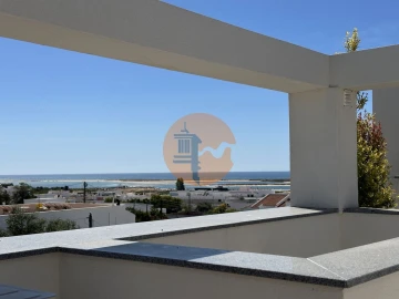 Moradia T3 para Venda em Moncarapacho e Fuseta