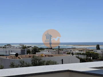 Moradia T3 para Venda em Moncarapacho e Fuseta