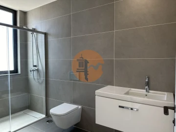 Moradia T3 para Venda em Moncarapacho e Fuseta