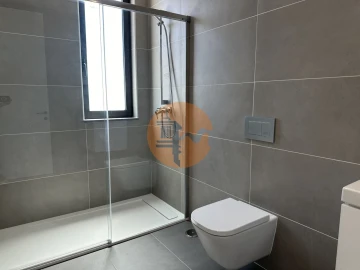 Moradia T3 para Venda em Moncarapacho e Fuseta