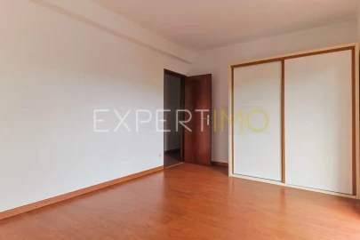 Apartamento T2 para Venda em Eiras e São Paulo de Frades