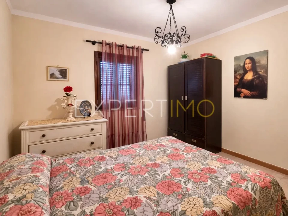 Moradia T5 para Venda em São João da Boa Vista Foto 6