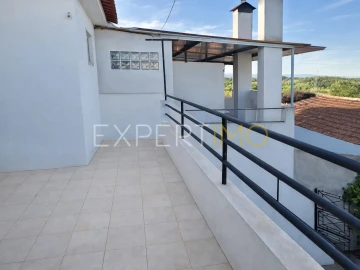 Moradia T5 para Venda em São João da Boa Vista