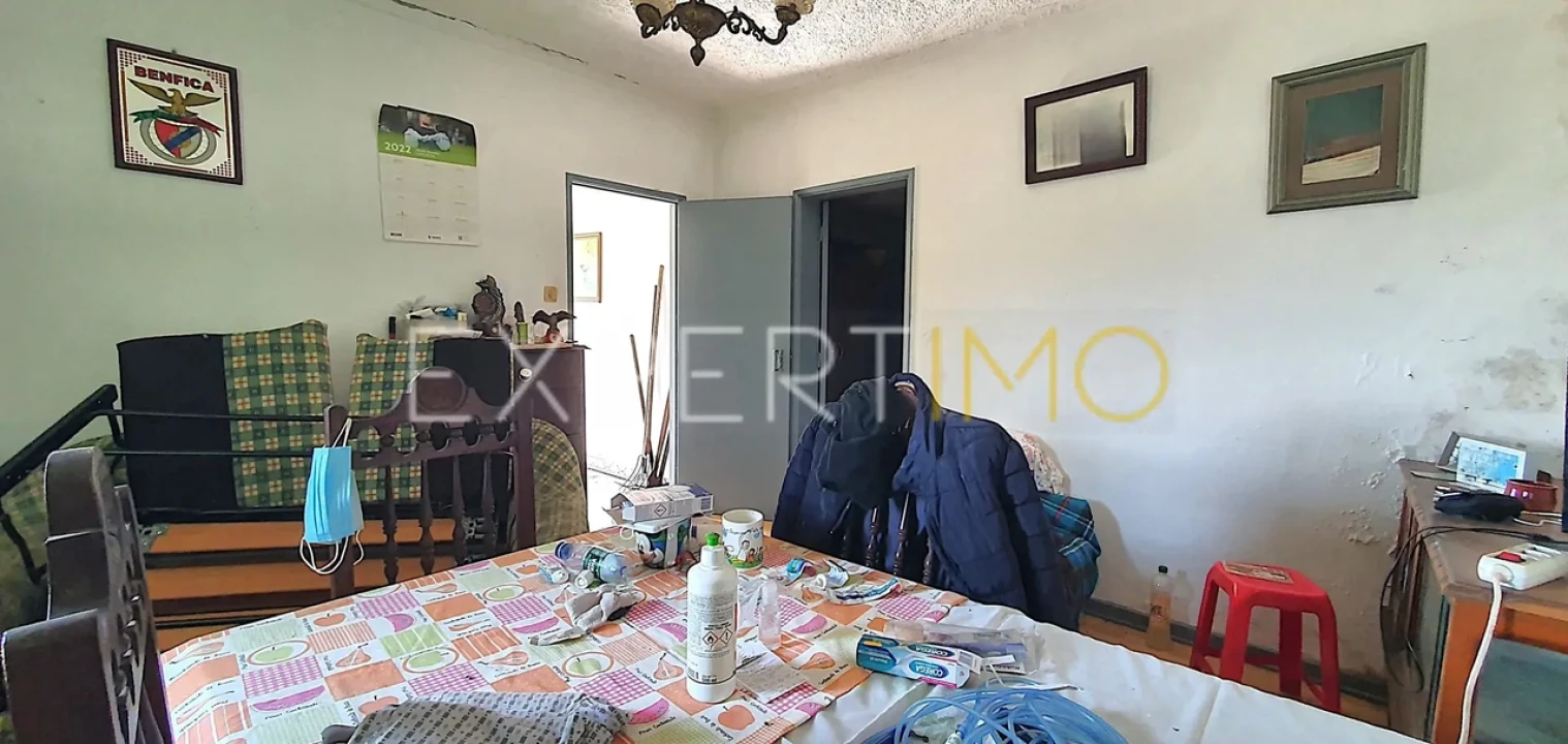 Moradia T1 para Venda em Antuzede e Vil de Matos Foto 9