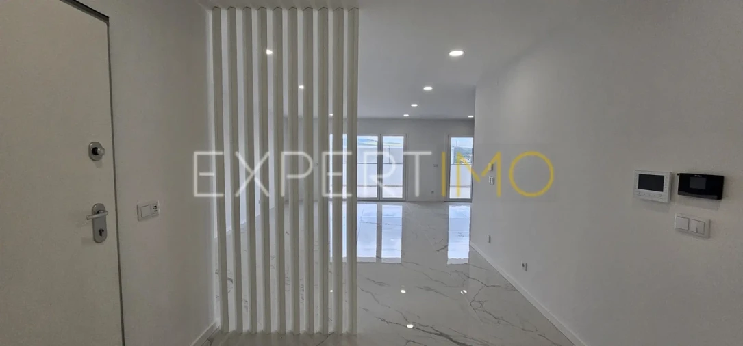 Apartamento T4 para Venda em Pombal Foto 6