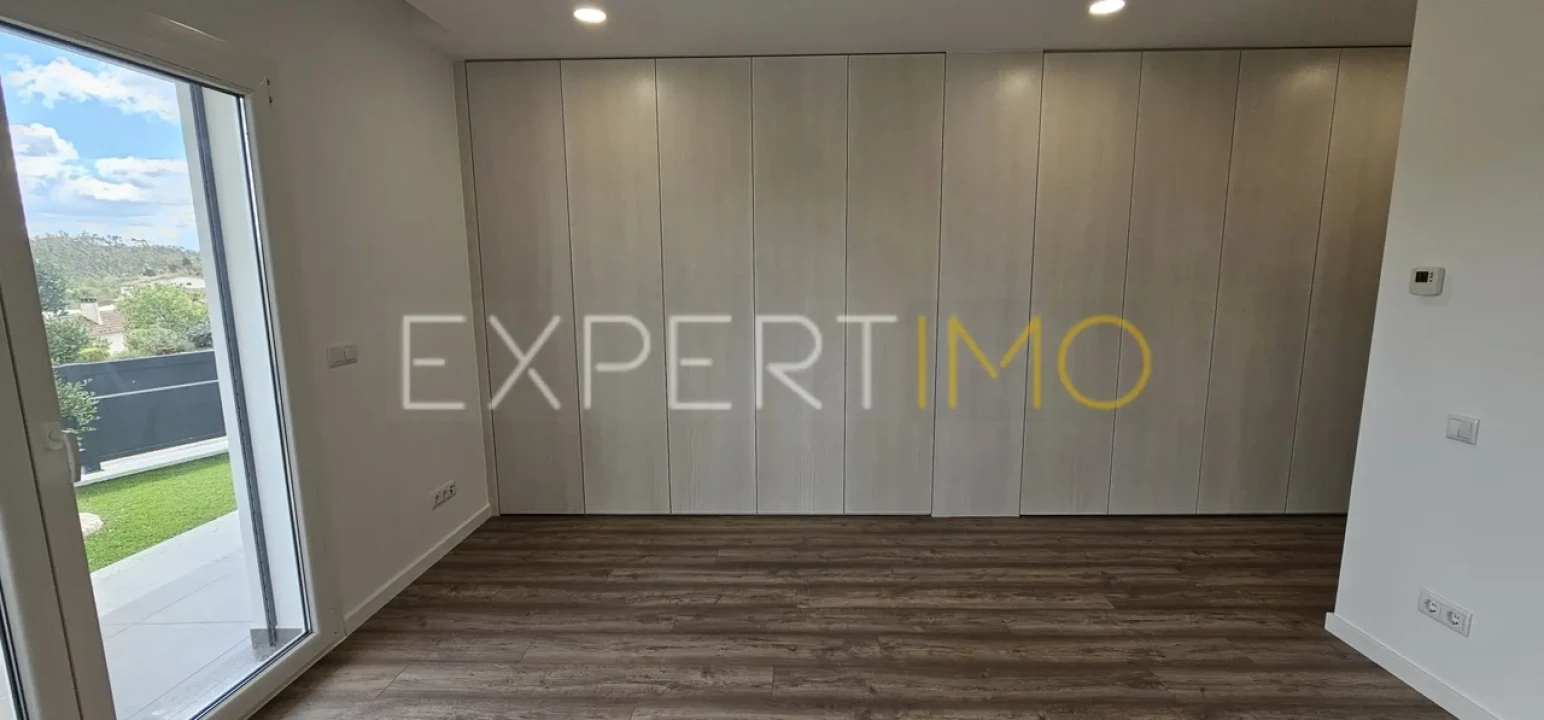 Moradia T4 para Venda em Pombal Foto 11