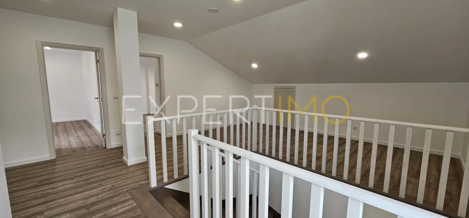 Moradia T4 para Venda em Pombal Foto 15