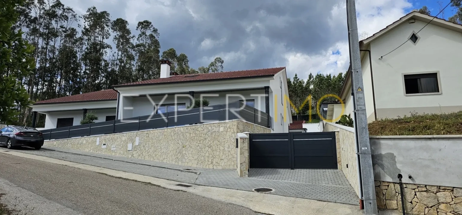 Moradia T4 para Venda em Pombal Foto 30