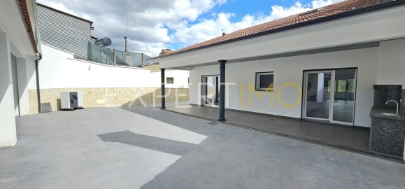 Moradia T4 para Venda em Pombal