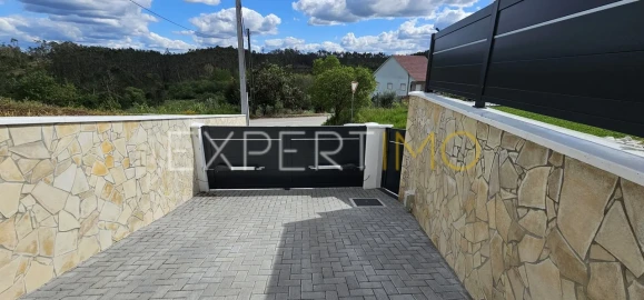 Moradia T4 para Venda em Pombal