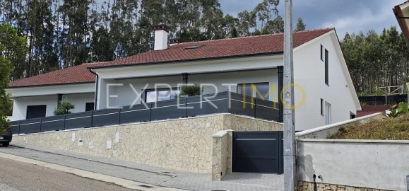 Moradia T4 para Venda em Pombal