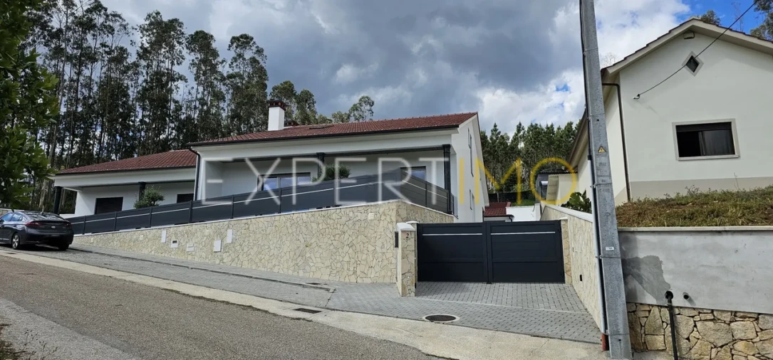 Moradia T4 para Venda em Pombal Foto 30