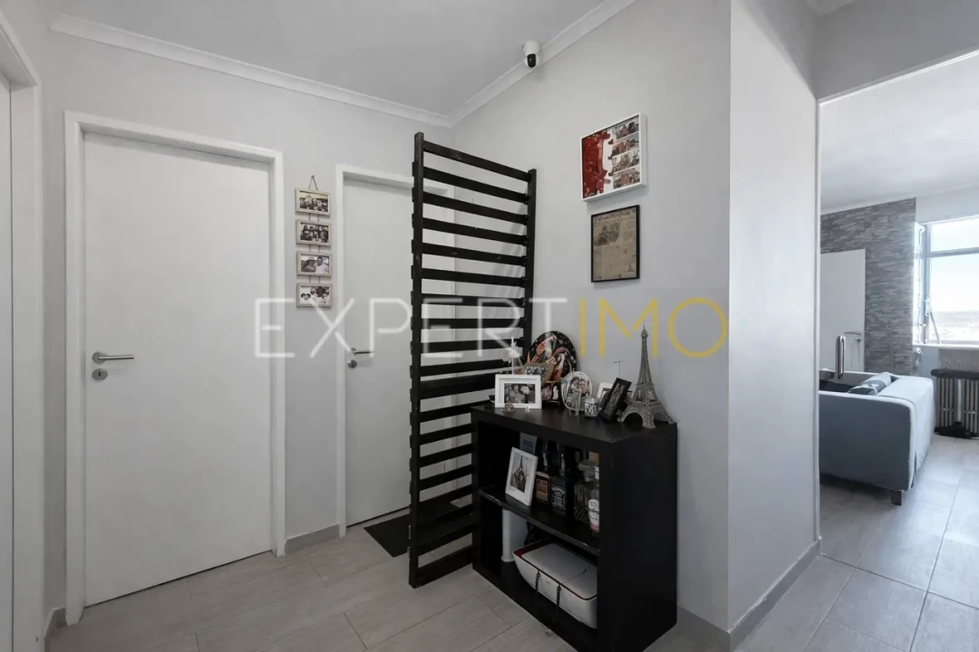 Apartamento T2 para Venda em Carregado e Cadafais Foto 4