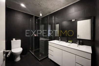 Apartamento T2 para Venda em Carregado e Cadafais