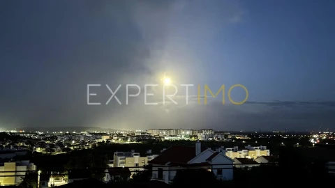 Apartamento T2 para Venda em Carregado e Cadafais