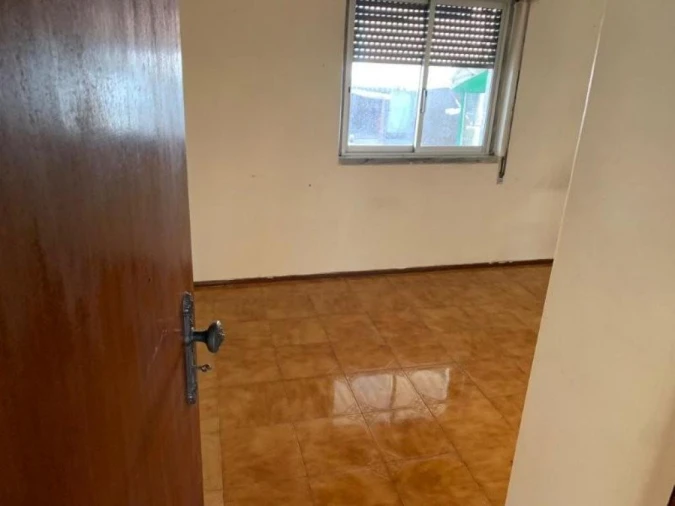 Apartamento T2 para Venda em Vila Nova da Rainha Foto 12