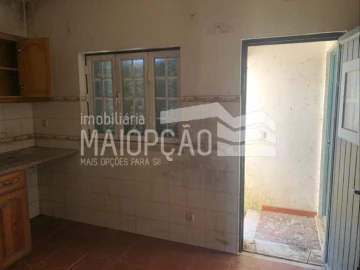 Moradia T2 para Venda em Coruche, Fajarda e Erra