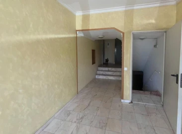 Apartamento T3 para Venda em Marvila, Ribeira Santarém, São Salvador, São Nicolau