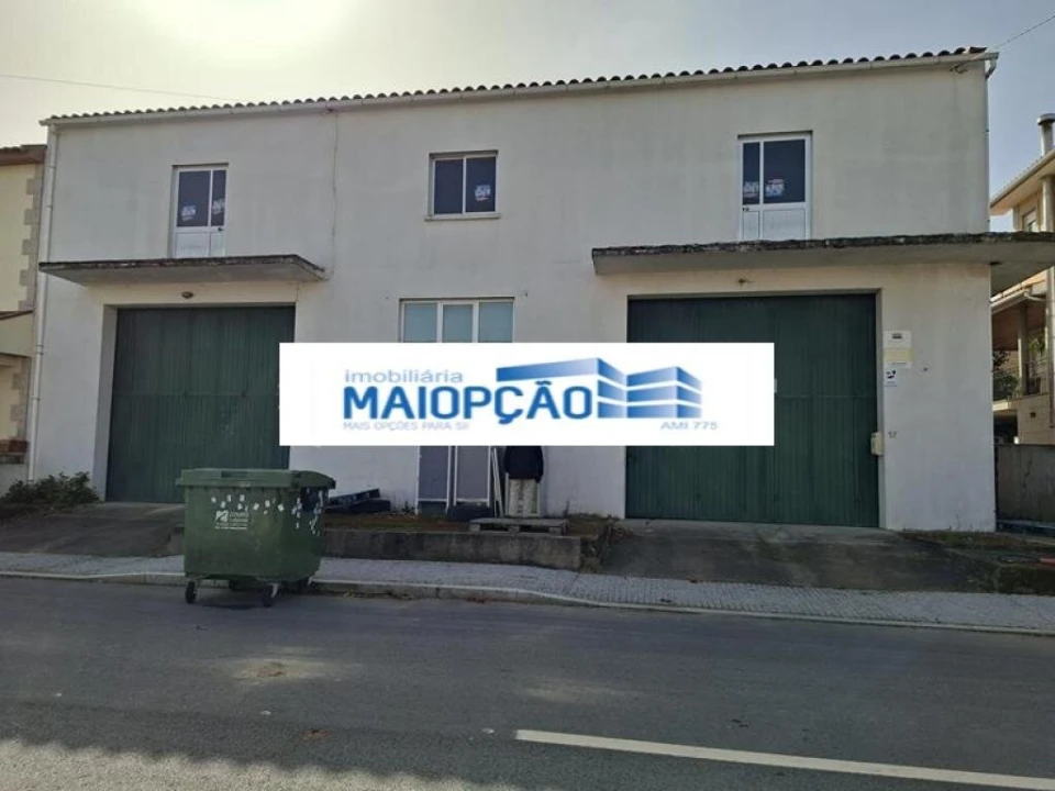 Armazém para Venda em Mogadouro, Valverde, Vale de Porco e Vilar de Rei Foto 1