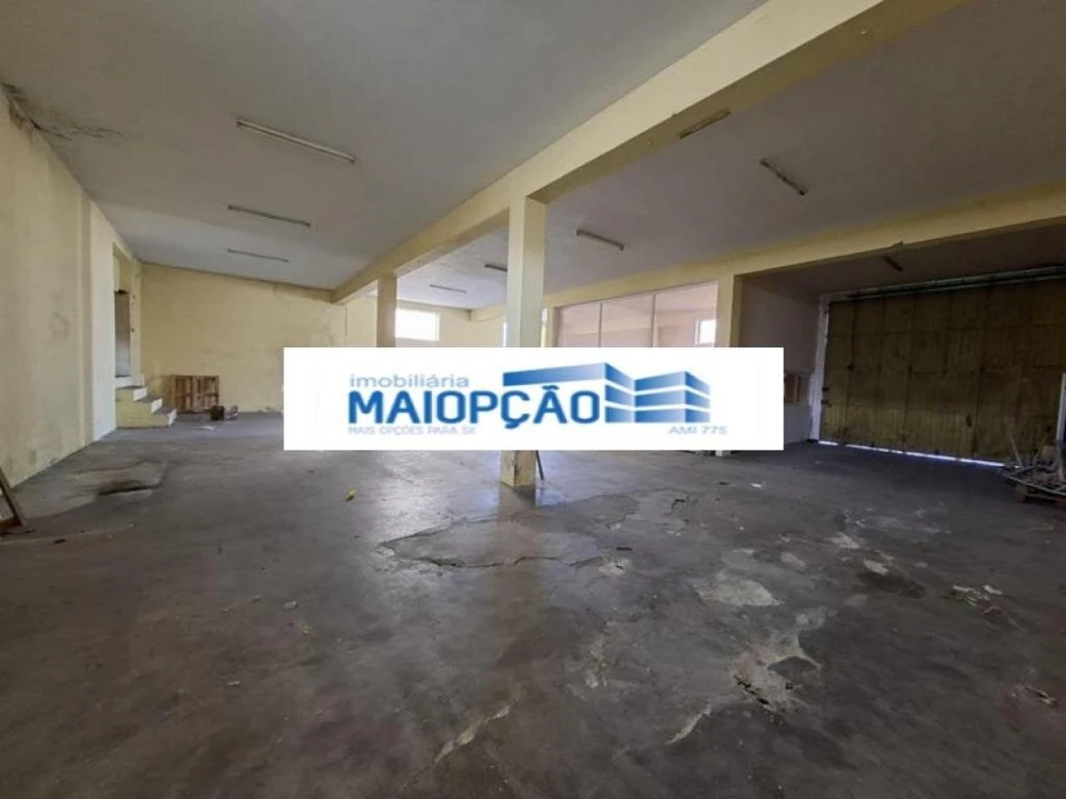 Armazém para Venda em Mogadouro, Valverde, Vale de Porco e Vilar de Rei Foto 4