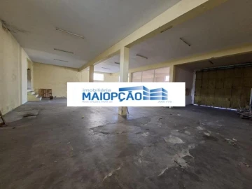 Armazém para Venda em Mogadouro, Valverde, Vale de Porco e Vilar de Rei