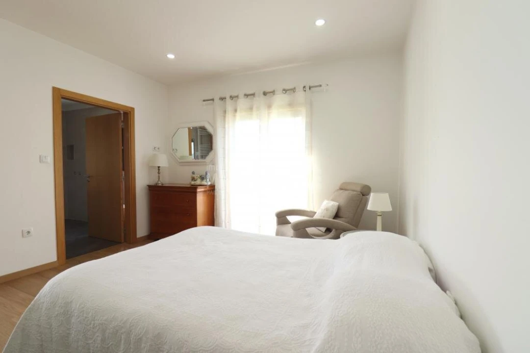 Moradia T5 para Venda em Sé, Santa Maria e Meixedo Foto 4