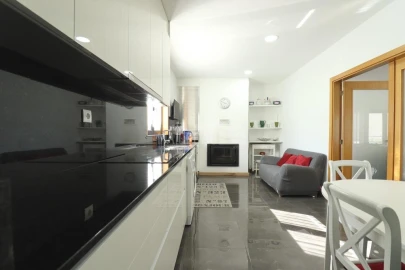 Moradia T5 para Venda em Sé, Santa Maria e Meixedo