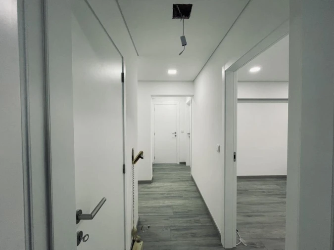 Apartamento T2 para Venda em Guarda Foto 8