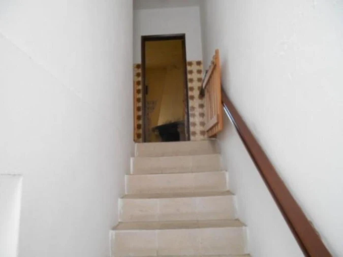 Moradia T2 para Venda em Forno Telheiro Foto 2