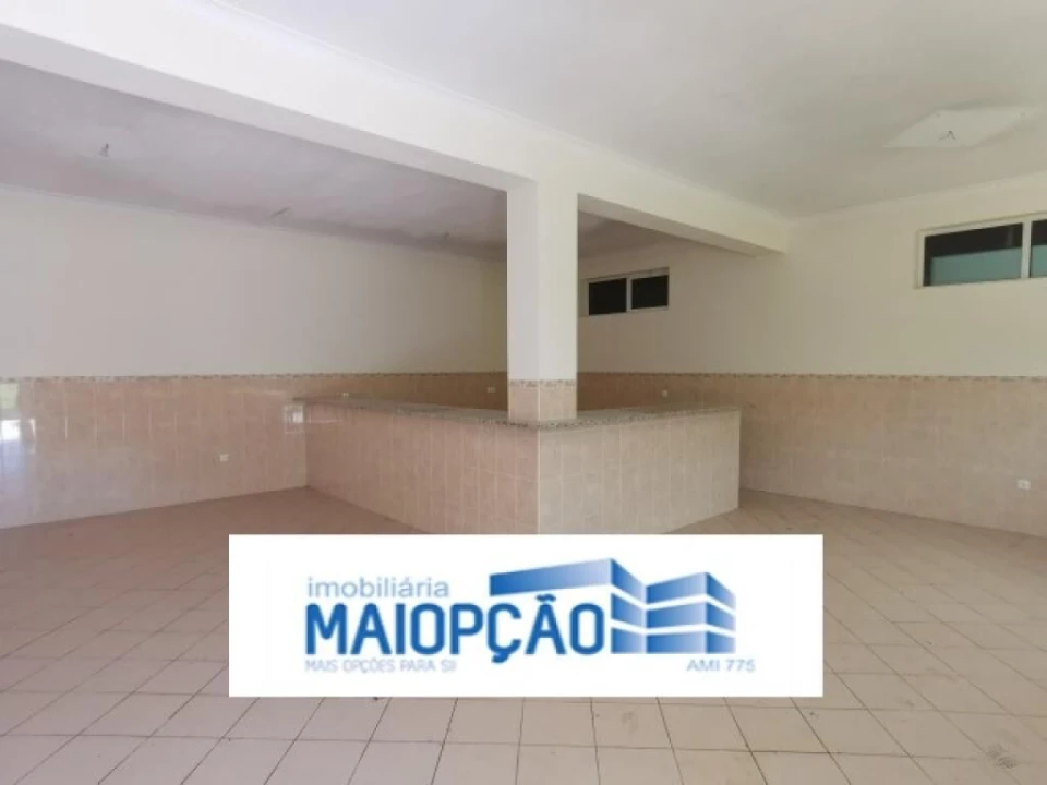 Armazém para Venda em Préstimo e Macieira de Alcoba Foto 19