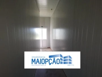 Armazém para Venda em Préstimo e Macieira de Alcoba