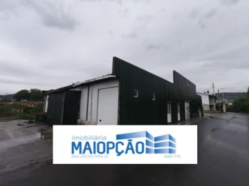 Armazém para Venda em Préstimo e Macieira de Alcoba