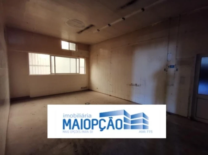 Armazém para Venda em Préstimo e Macieira de Alcoba Foto 8